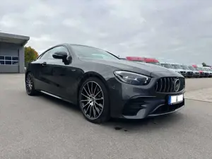 Mercedes-Benz E 53 AMG E -Klasse Coupe E 53 AMG 4Matic Bild 2