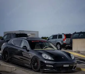 Porsche Panamera Turbo PDK NEW ENGINE Bild 3