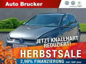 Volkswagen Golf VII Highline 1.5 TSI+Sportsitze+Park Distance Cont