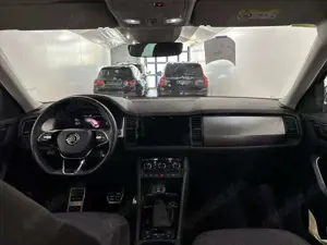 Skoda Kodiaq 2.0 TDI Clever 4x4 Virtual 360° AHK Pano StHz Bild 5