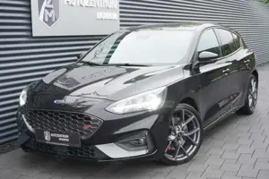 Ford Focus FOCUS ST RECARO|KAMERA|KEYLESS|HEAD-UP|ACC|LED