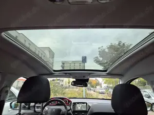 Peugeot 2008 Sehr gepflegt! Original-AT-Motor! PureTech 110 GT