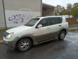 SsangYong Rexton RX 270 Xdi Automatik Bild 4