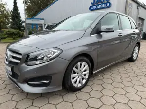 Mercedes-Benz B 200 CDI  LED AHK PDC SHZ S-Heft