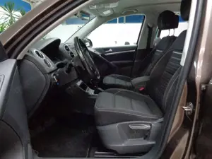 Volkswagen Tiguan Cup Sport  Style 4Motion.DSG.NAV.AHK Bild 5