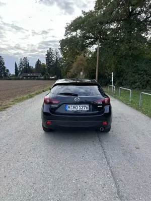 Mazda 3 SKYACTIV-D 105 Sports-Line TÜC NEU 10/27 BOSE Bild 3