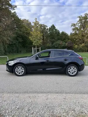 Mazda 3 SKYACTIV-D 105 Sports-Line TÜC NEU 10/27 BOSE Bild 2