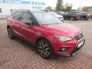 SEAT Arona FR "Black Edition"+AHK+18"+KAMERA+SHZ+NAVI Bild 2