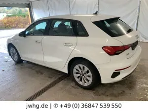 Audi A3 Sportback 40 TFSI e Virtual Cockpit ACC Navi Bild 5