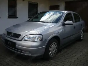 Opel Astra Astra 1.2 CC, 5 türig, el. GSD, AHK, ZV/FB, ABS