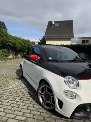 Abarth 595C 1.4 T-Jet 16V 595C Turismo Turismo Bild 2