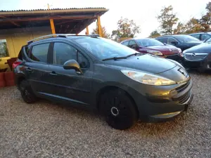 Peugeot 207 SW Tendance 95 VTi Bild 3