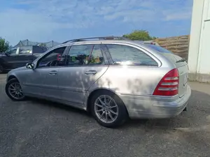 Mercedes-Benz C 180 C 180 T Kompressor Elegance Sport Edition Bild 3
