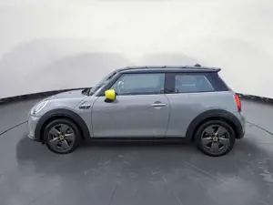 MINI Cooper SE . Essential Trim Klimaaut. Sportsitze Bild 4