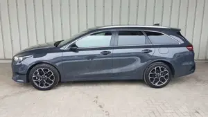 Kia Ceed SW / cee'd SW 1.0 T-GDI (48V Mild-Hybrid) DCT7 Nightline Edition Bild 3