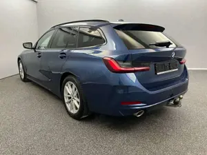 BMW 318 d Touring*PANO*ACC*AHK*LED*WIDESCREEN* Bild 4