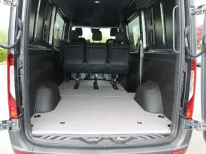 Mercedes-Benz Sprinter III Mixto 319 CDI *Allrad, 5-Sitzer Bild 2