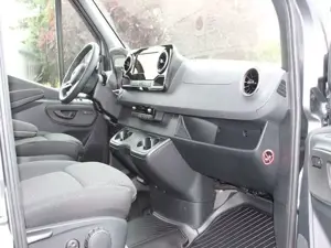 Mercedes-Benz Sprinter III Mixto 319 CDI *Allrad, 5-Sitzer Bild 5