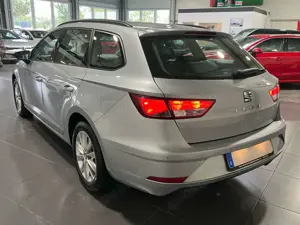 SEAT Leon 1.6 TDi ST **Navi*ACC*Klima*PDC** Bild 2