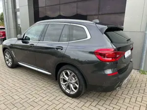 BMW X3 xDrive 30 d xLine 2.Hd.|NavProf|Sportsitze Bild 3