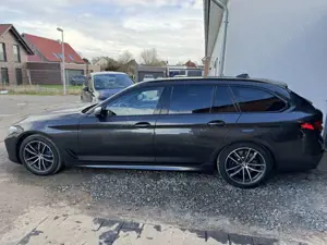 BMW 530 530d T. Aut. M Sport, AHK,HK Sound, StL*8f ber. Bild 3