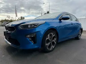 Kia Ceed / cee'd *1.5*Spurrhalteass.*Navi*1.Hand