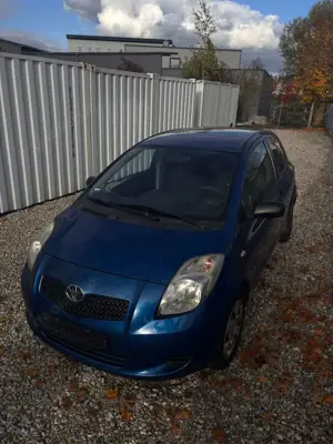 Toyota Yaris 1.0 VVT-i Luna