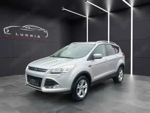 Ford Kuga Titanium/AUTOMATIK/ 4X4/AHK/EURO6