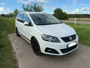 SEAT Alhambra 2.0 TDI Start  Stop DSG - AHK - Xenon