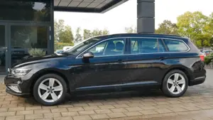Volkswagen Passat Variant 2.0 TDI DSG Business LED ACC CAM Bild 4