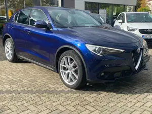 Alfa Romeo Stelvio Lusso Q4 2.2 / KEYLESS/ ASSIST/ el. Heck Bild 2