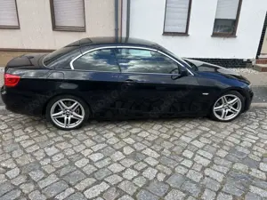 BMW 330 e93  Exclusive edition Bild 4