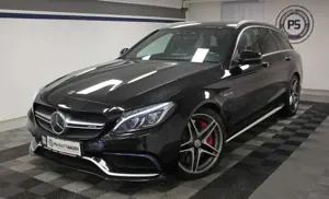 Mercedes-Benz C 63 AMG C63S T AMG DISTRONIC PANO LED BURMESTER BT 360°