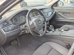 BMW 520 d Touring Automatik Bi-Xenon Navi el. Kofferr Bild 3