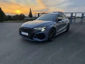 Audi RS3 2.5 TFSI quattro