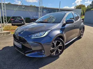 Toyota Yaris Hybrid Team D/Safety Paket