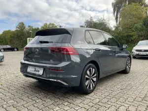 Volkswagen Golf VIII 2.0 TDI Goal DSG AHK RFK LEDPlus Sitzh Bild 4