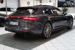 Porsche Panamera Sport Turismo 4 E-Hybrid*PANO*MATRIX* Bild 4