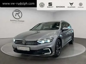 Volkswagen Passat Variant GTE 1.4 TSI DSG / Navi AHK