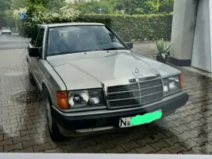 Mercedes-Benz 190 190 E