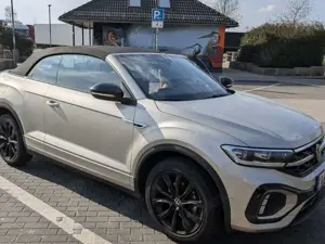 Volkswagen T-Roc T-Roc Cabrio1.5 TSI OPF DSG R-Line Blacksytle Bild 4