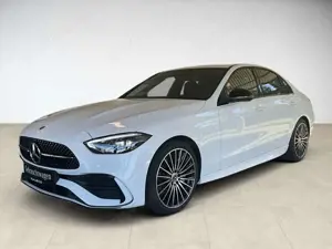 Mercedes-Benz C 180 AMG AUT Kam. KeyLess KlimaA LED PDC SHZ