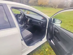 Toyota Auris Auris 1.2 Turbo Edition-S Bild 4