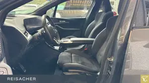 BMW 218 dA AT M-Sport Navi HUD 360° ACC Pano AHK Bild 4