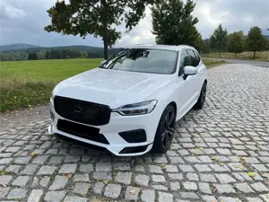 Volvo XC60 XC60 D5 AWD GeartronicRDesign Bild 2