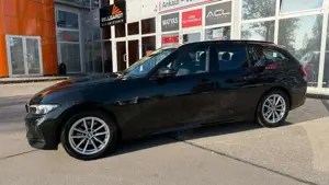 BMW 320 d Touring/Widescreen/Head Up/Kamera/LED Bild 2