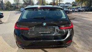 BMW 320 d Touring/Widescreen/Head Up/Kamera/LED Bild 4