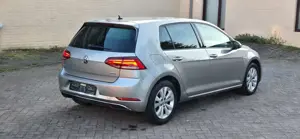 Volkswagen Golf 1.5 TGI BlueMotion DSG BENZIN  GAS Bild 4