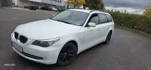 BMW 520 520d Touring Aut. Special Edition no e mail Bild 2