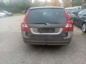 Volvo V70 Summum Bild 3